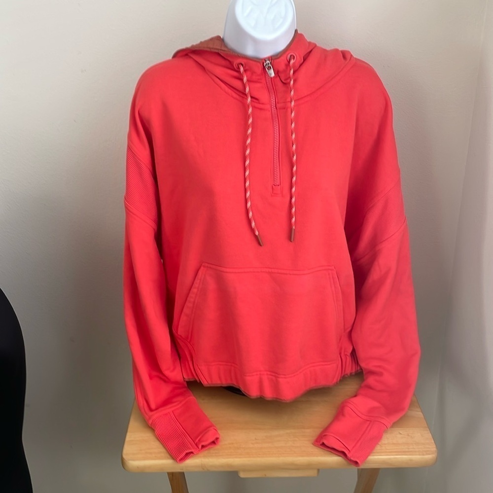 Athleta Ascend Hoodie Size Medium